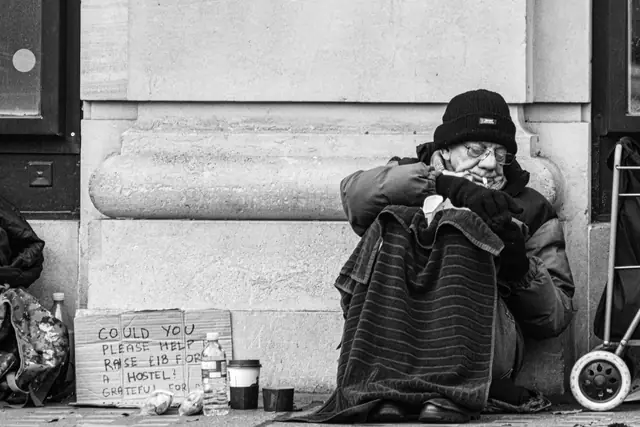 Straatportret in zwart-wit