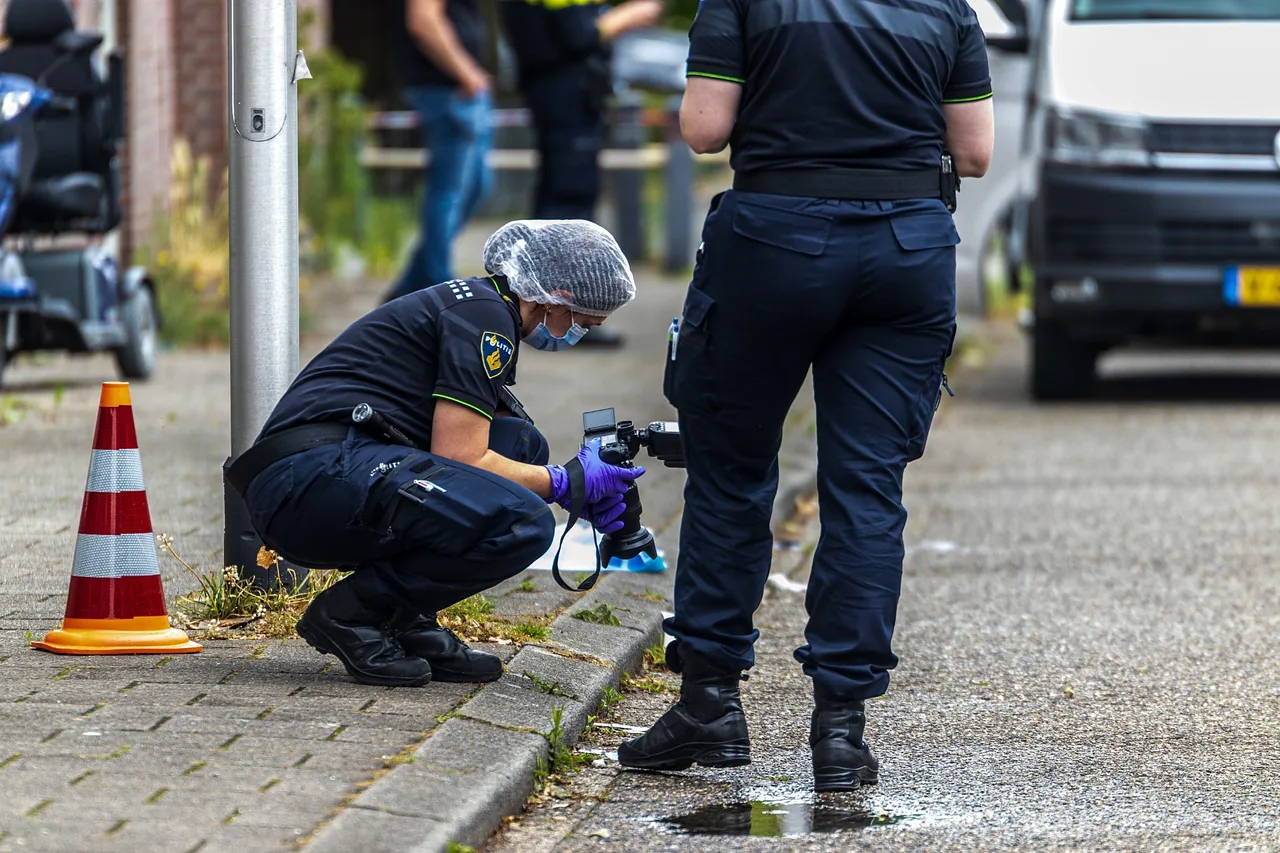 Forensisch onderzoek gefotografeerd